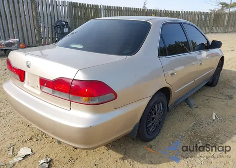 2001 Honda Accord 2.3 Lx z USA, uszkodzony, nr VIN 1HGCG56491A016372